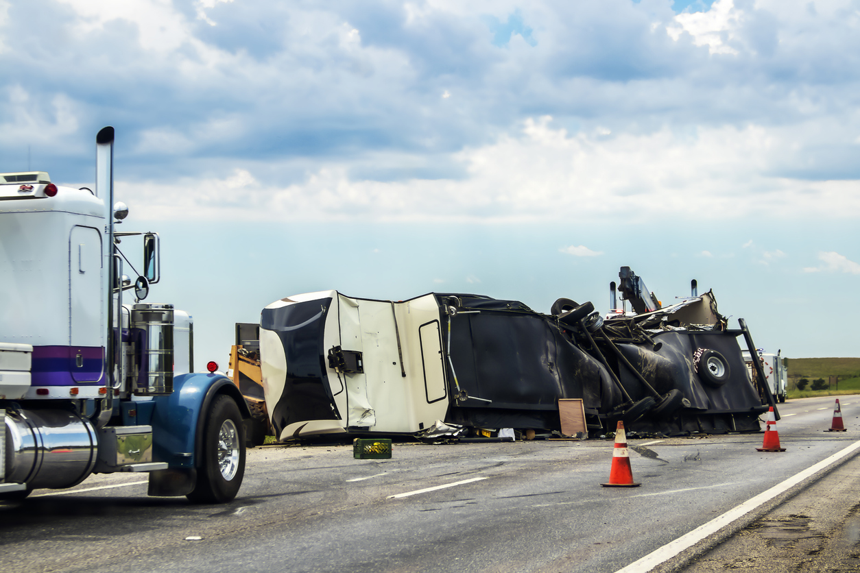 Should I Hire an Attorney After a Truck Accident?