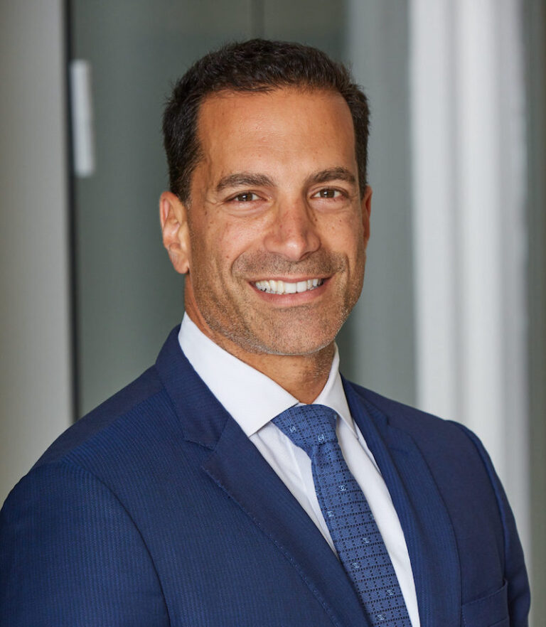 Aventura Truck Accident Lawyer - Shaked Law Firm, P.A.